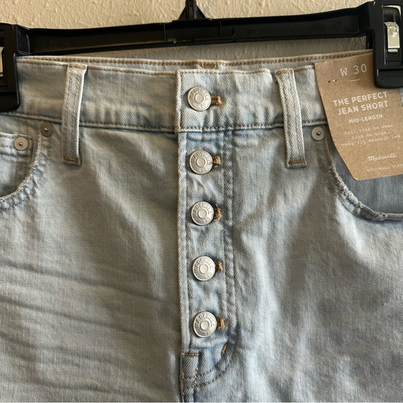 Madewell Jean shorts size 30 - Picture 3 of 8